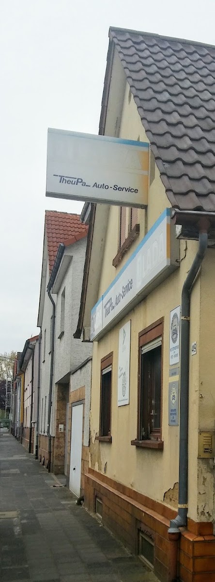 Firmenschild TheuPa Auto-Service an der Fassade, Offenbacher Straße 49, Dreieich-Sprendlingen